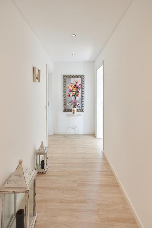 Os Reais - Apt In Front Of The Beach In Centeanes كارفويرو المظهر الخارجي الصورة